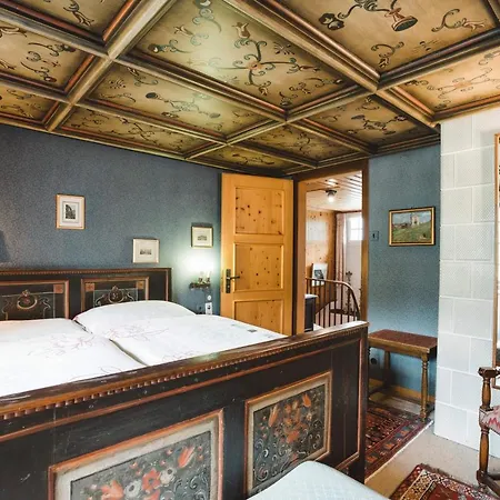 Alpine Chalet Turquino Apartment *