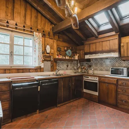 Apartment Alpine Chalet Turquino