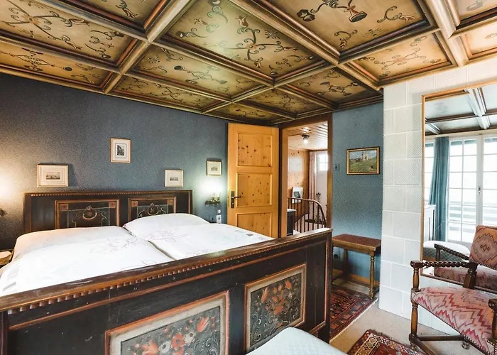 Alpine Chalet Turquino 公寓 *